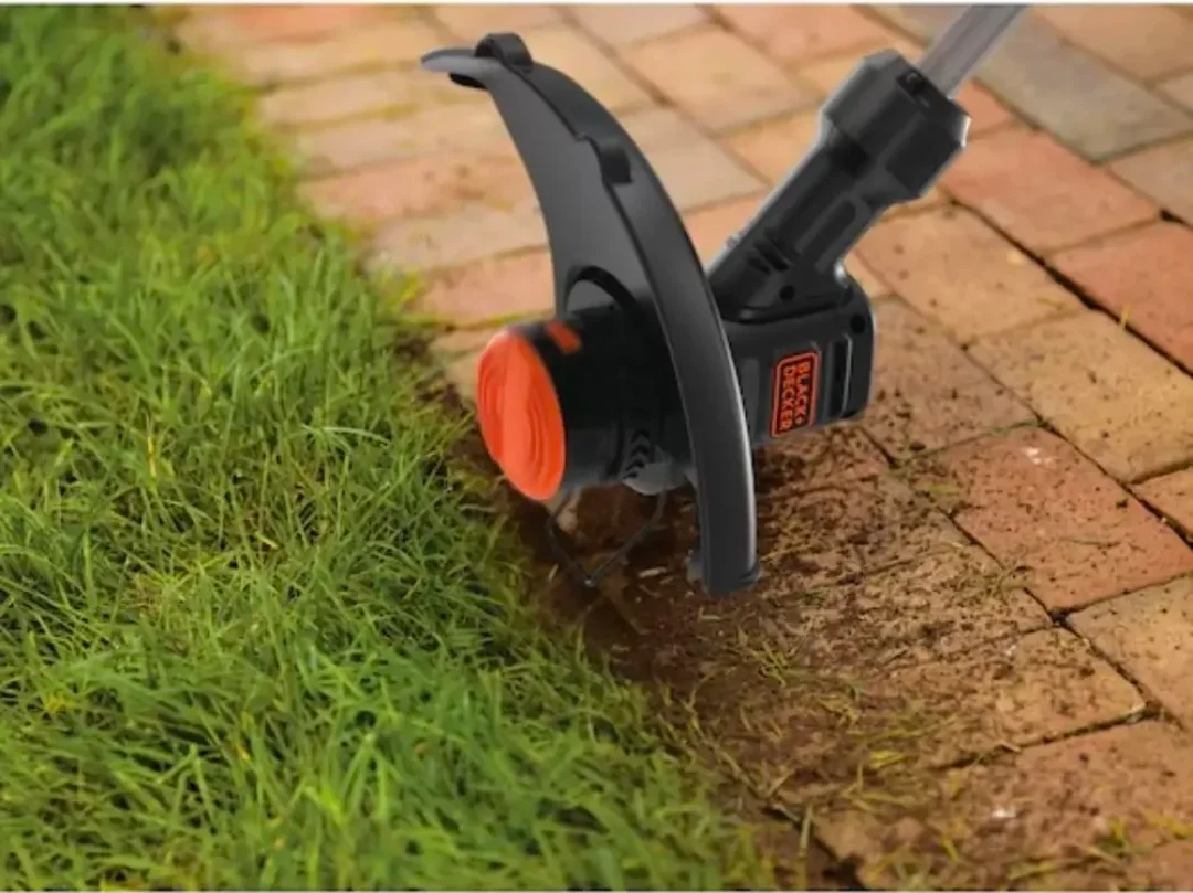 BORDEADORA ELECTRICA 470w 2 EN 1 ANCHO DE CORTE 330mm AFS TANZA AUTOMATICA Black+Decker BEST935